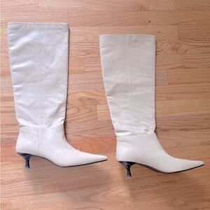 NWOT - Kitten heeled leather Boots by Vagabond - size US 8